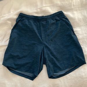 Lululemon Medium Pace Breaker Lined Shorts 7“, Heather Iron Blue True Navy